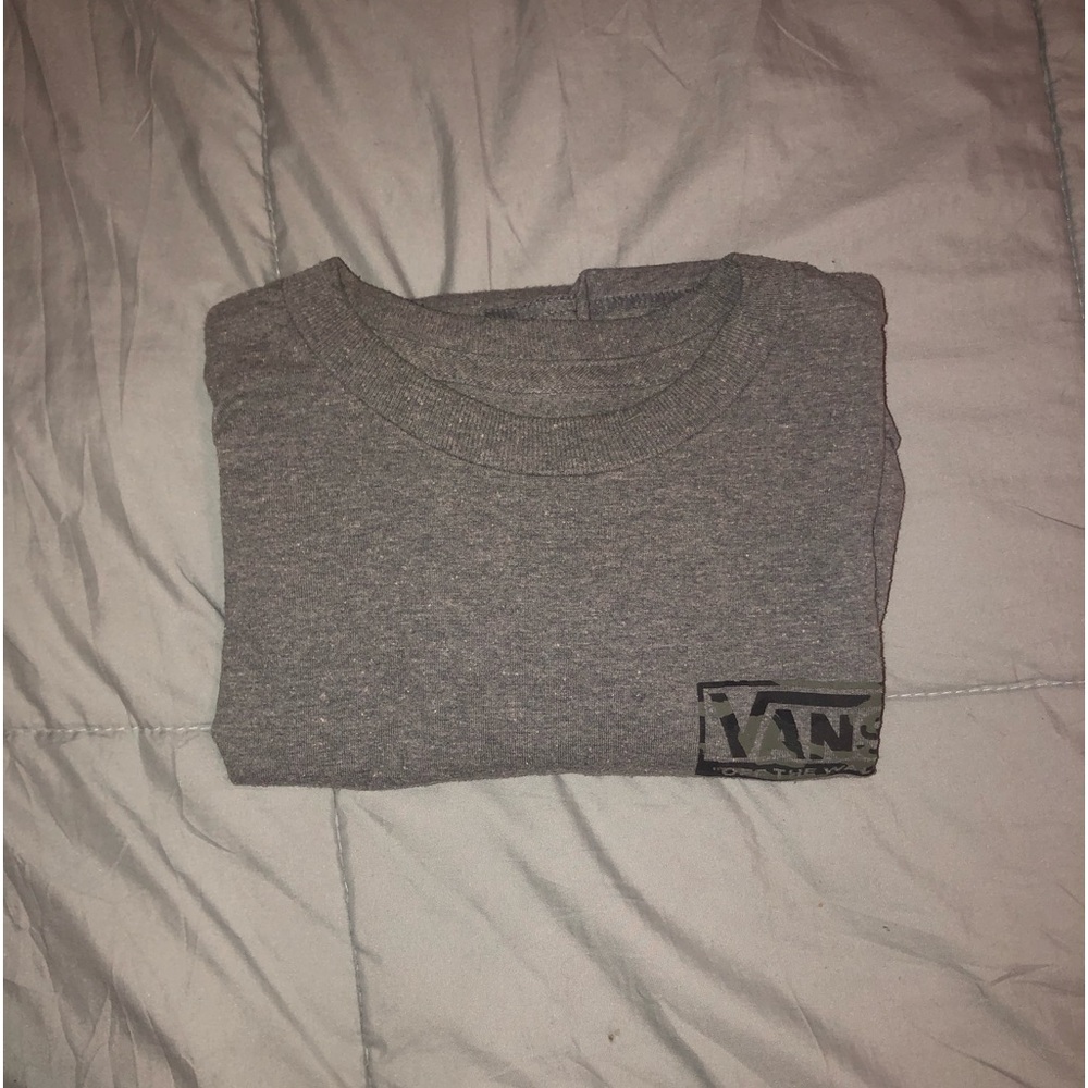 gray-camo vans shirt